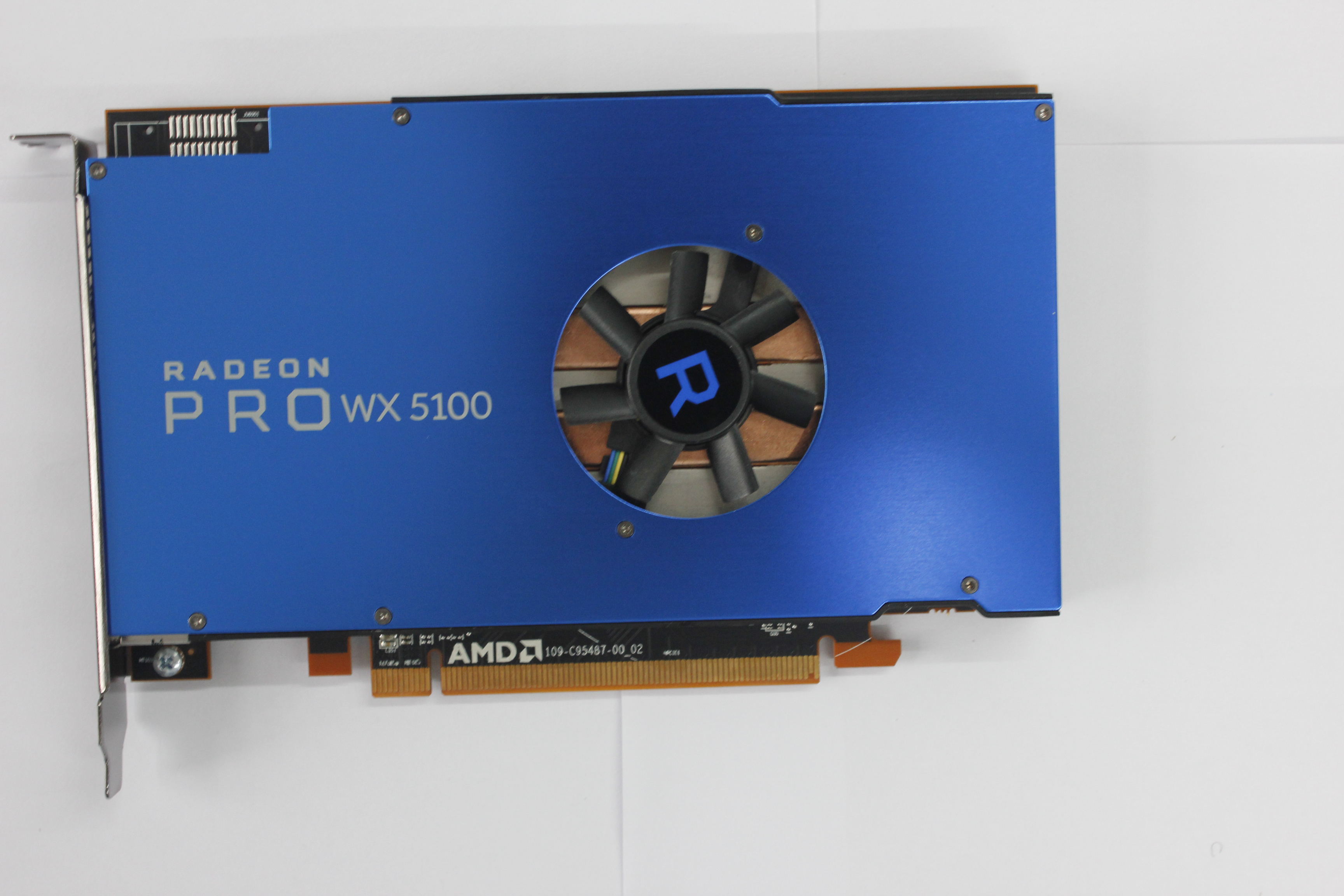 amd radeon pro wx5100 8g专业绘图作图平面设计3d渲染图形显卡