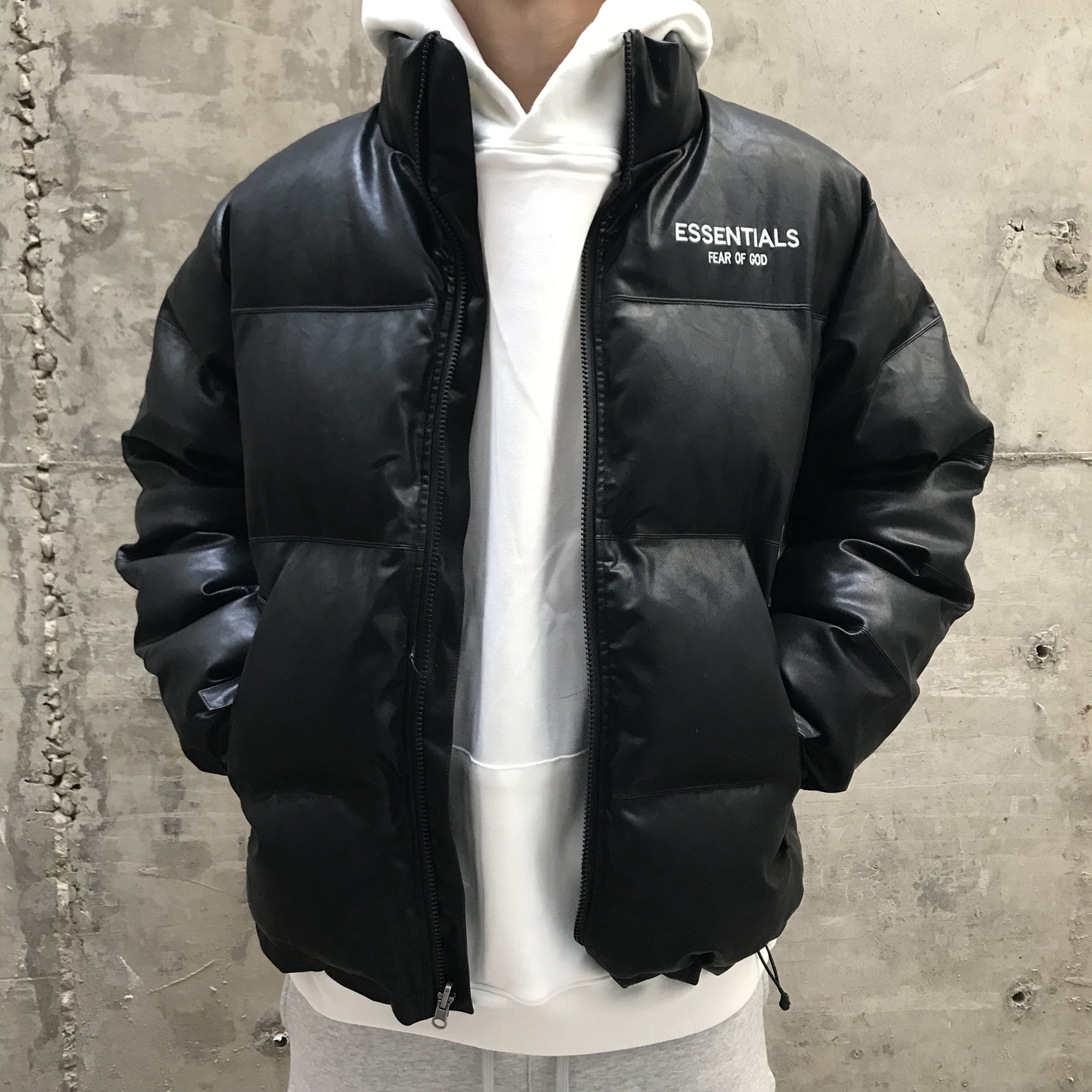 fear of god essentials fog 19fw 主理人限定 皮质羽绒服 外套