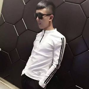 长袖t恤男社会人精神小伙选什么牌子好 同款好