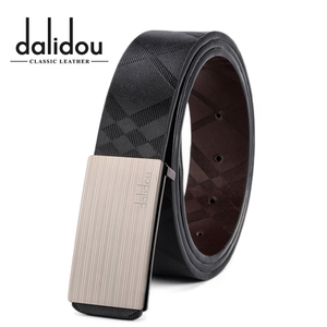 皮带男青年白色平滑扣休闲选什么牌子好 同款