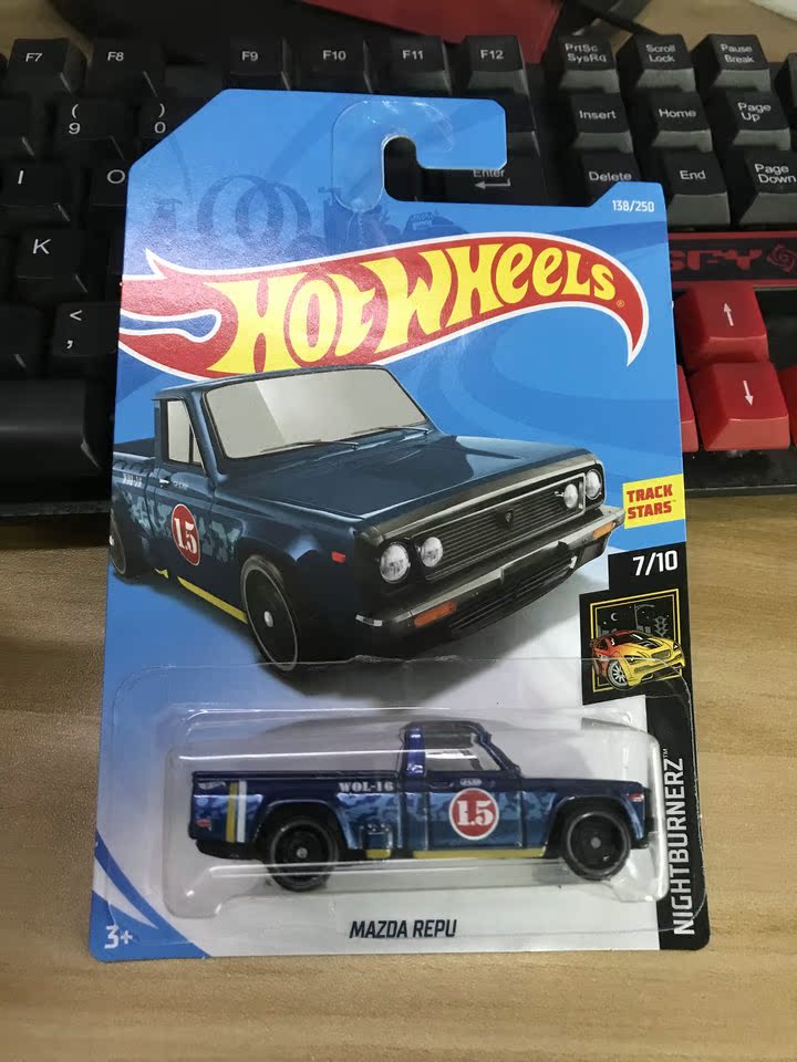 2019-138号hotwheels风火轮火辣小跑车mazda repu 马自达皮卡 9f