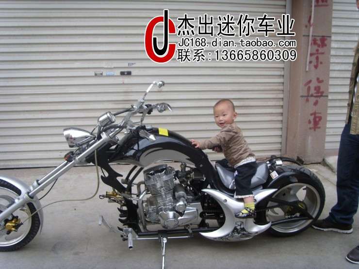 铃木250太子摩托车