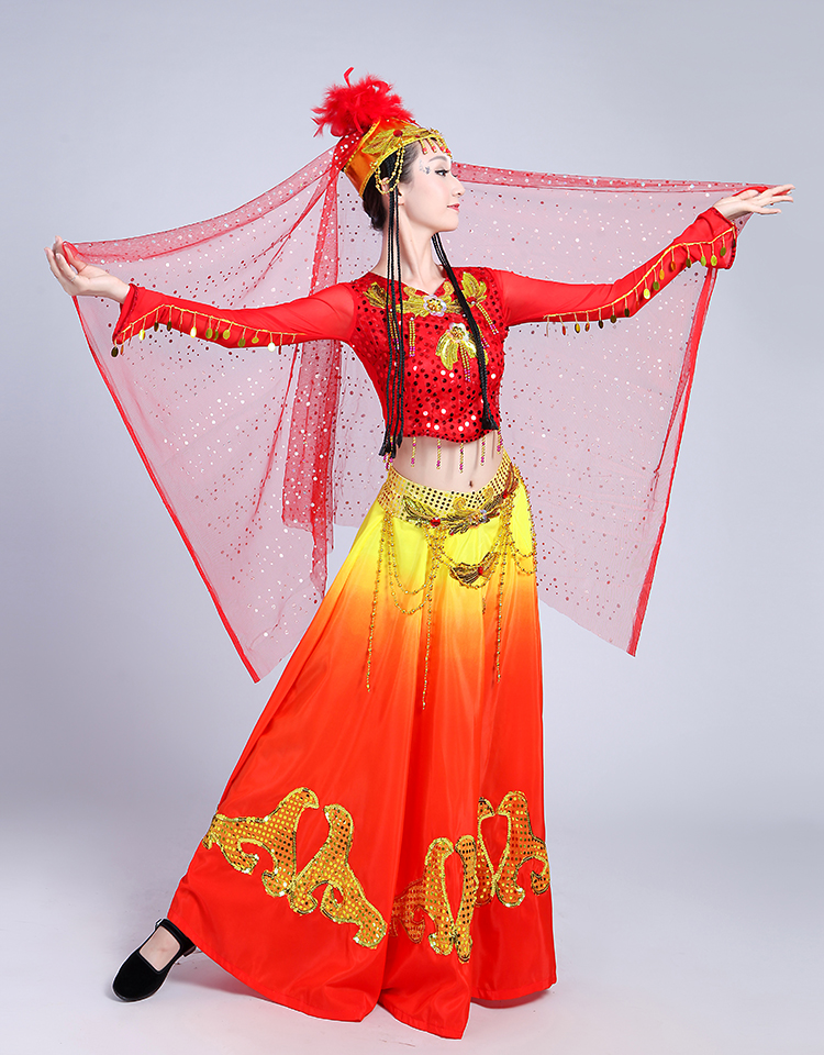 新款新疆舞服装女演出服维吾尔族大摆裙亮片少数民族舞蹈服装成人