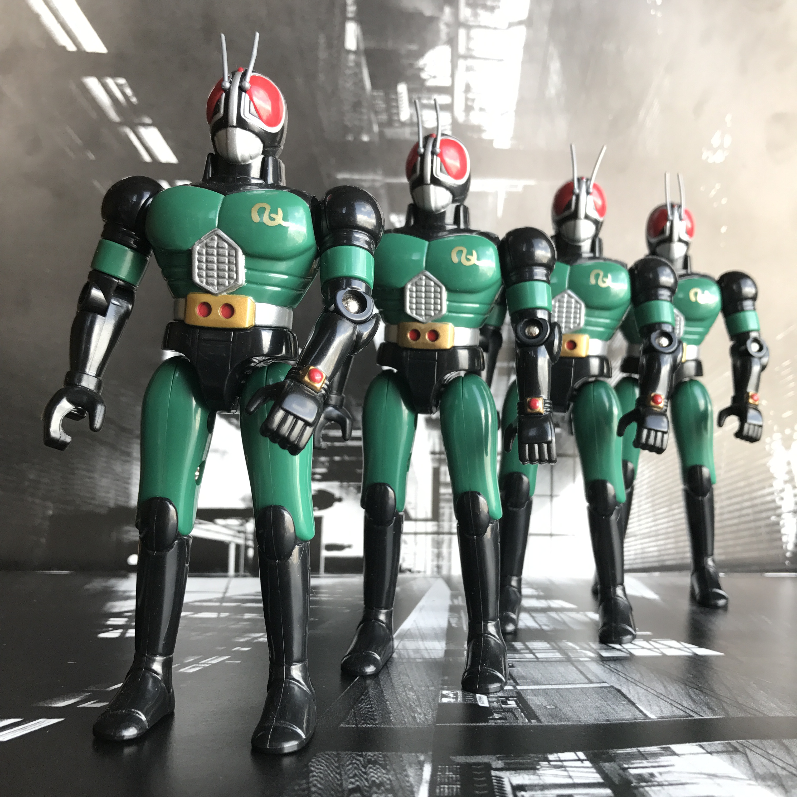 日本1995年 万代 蒙面超人 假面骑士black rx 太阳之子 手办摆件