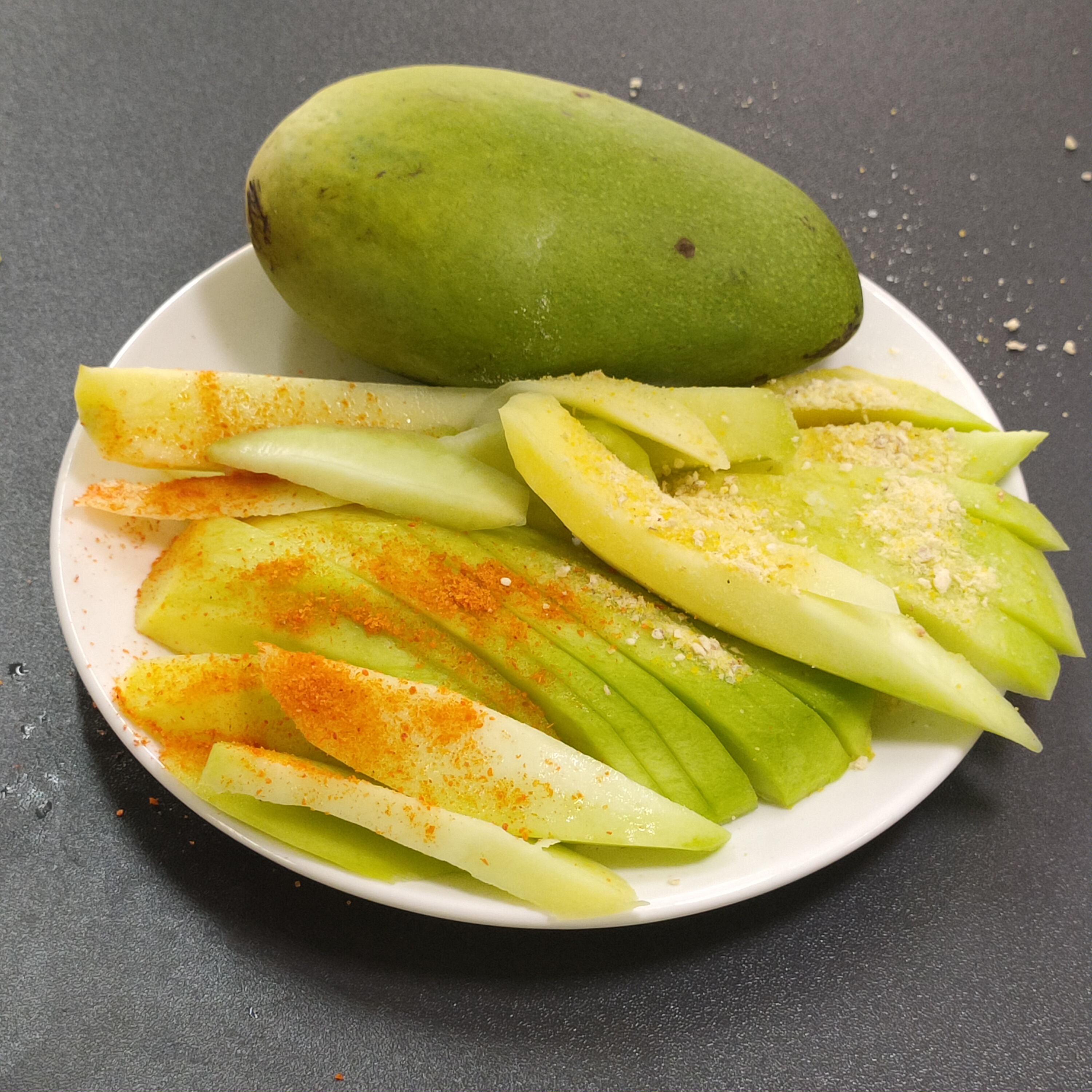 高州四季芒果 生吃青芒果本地芒果脆酸凉拌芒果试食1斤装包邮