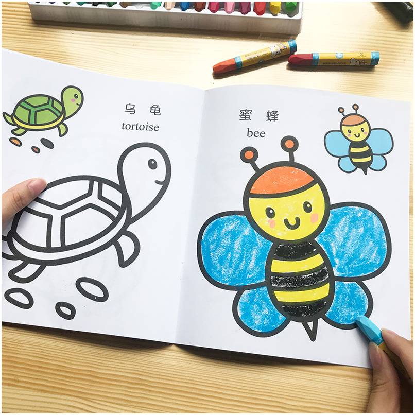 绘画本小学生上色一年级卡通画面女生画画书美术画板幼儿园填色本