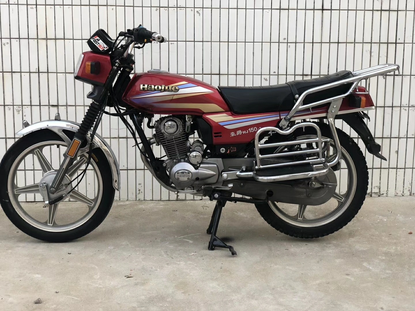 二手摩托车豪爵150cc,机器车况完美,全车原装无瑕疵,越野