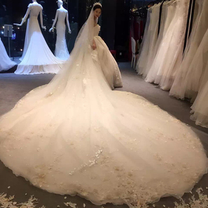 抹胸婚纱2017春季新款新娘结婚修身宫廷奢华婚纱礼服公主长拖尾女婚纱