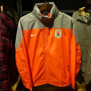 鲁能风雨衣真的好吗 哪里买便宜价格